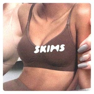 Skims SCULPTING BRA BNIB